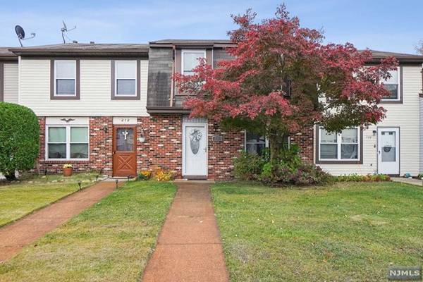 210 Green Wood Loop RD, Brick, NJ 08724