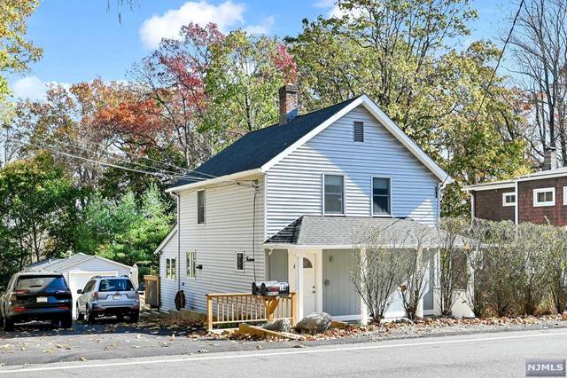 14 Kinderkamack RD, Woodcliff Lake, NJ 07677