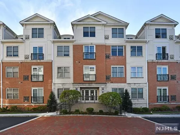 3102 The Plaza, Tenafly, NJ 07670