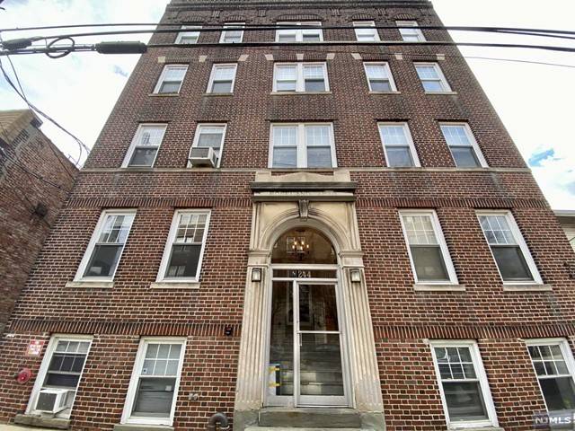 244 Lawton AVE #4, Cliffside Park, NJ 07010