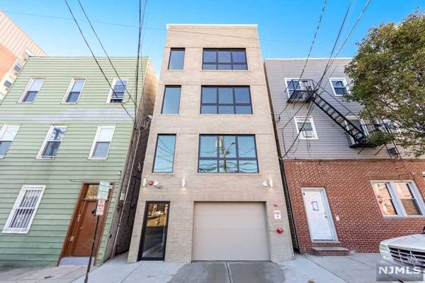 135 44th ST #3, Union City, NJ 07087