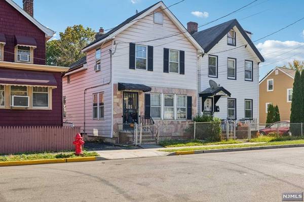 326 Ogden ST, Orange, NJ 07050