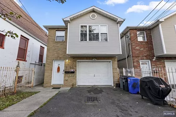 39 Stone ST, Newark, NJ 07104