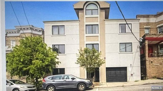 112 63rd ST #2C, West New York, NJ 07093