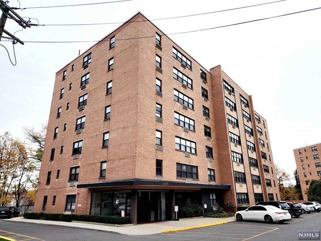 2352 Linwood AVE #6A, Fort Lee, NJ 07024