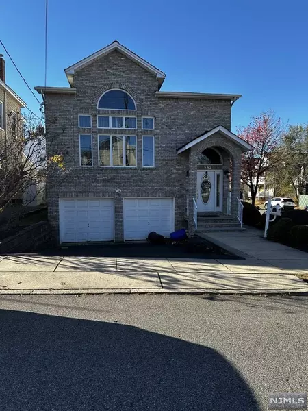 582 Broad ST #2, Carlstadt, NJ 07072