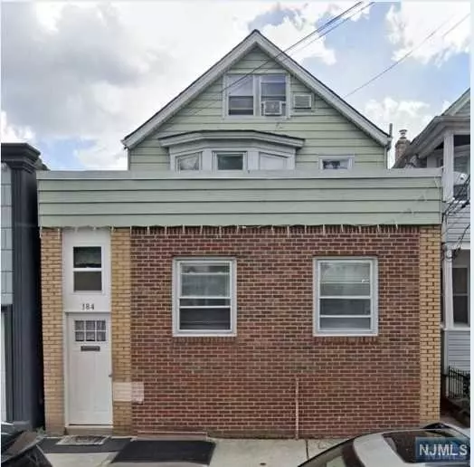 184 9th ST, Passaic, NJ 07055