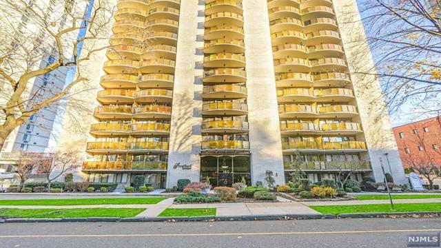 150 Overlook AVE # 3F, Hackensack, NJ 07601