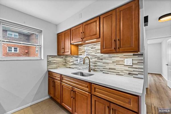 313 Grantwood BLVD #Apt 1, Palisades Park, NJ 07650