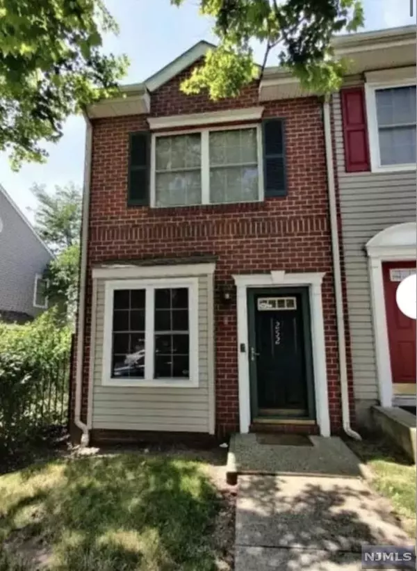 252 W Kinney ST, Newark, NJ 07103