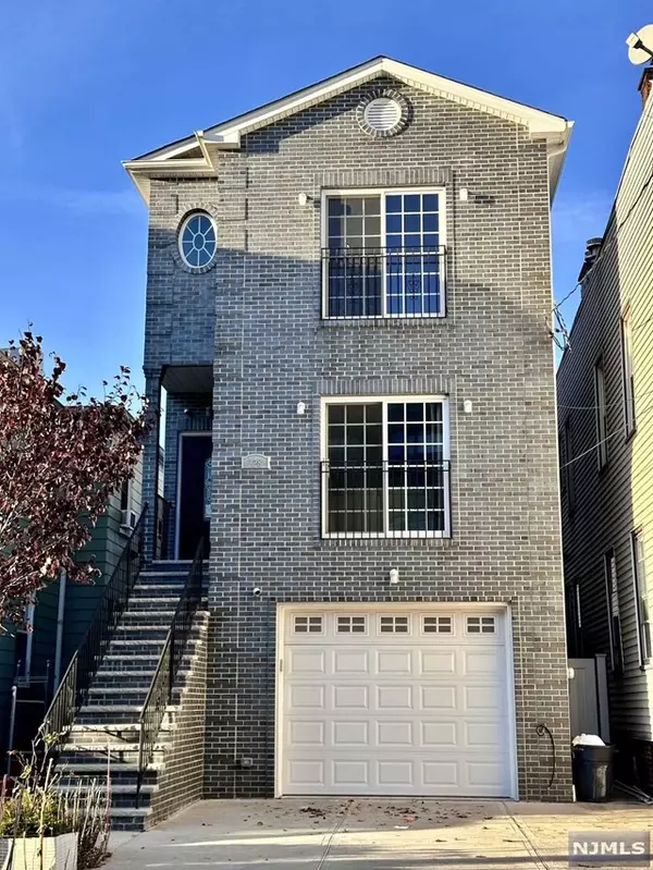 228 Cross ST #2B, Harrison, NJ 07029