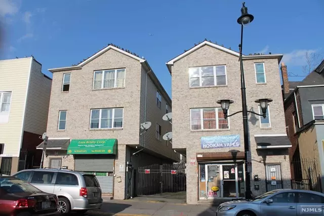 513 Clinton AVE #2, Newark, NJ 07108