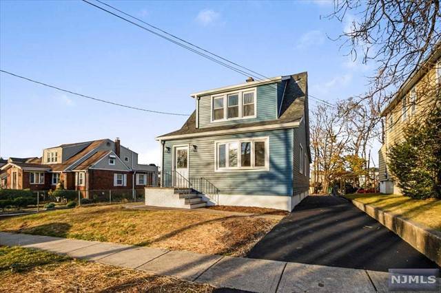 22 S Mountain AVE, Cedar Grove, NJ 07009