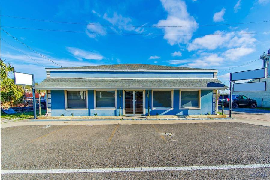 13083 West Main Street, Larose, LA 70373