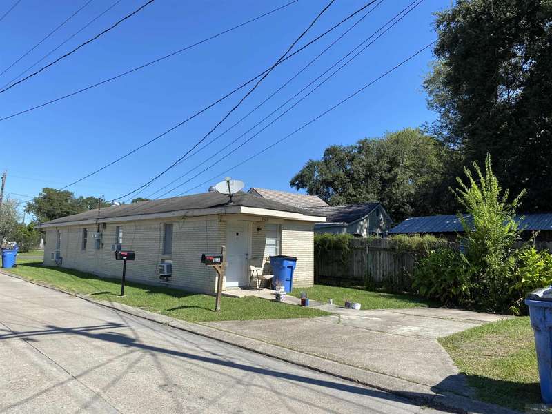 117 RAILROAD AVE, Patterson, LA 70392