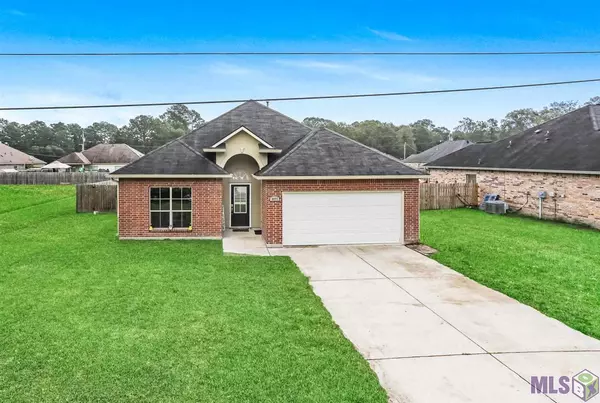 30377 DAWSON LN, Albany, LA 70403