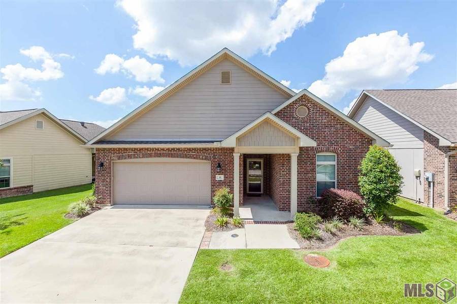 7111 Village Charmant #35, Baton Rouge, LA 70809