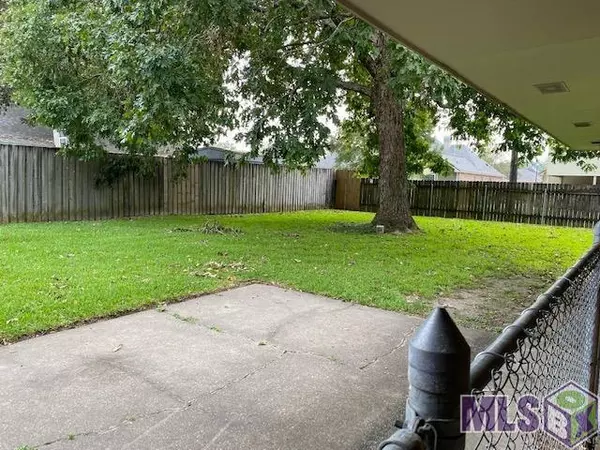 Baton Rouge, LA 70809,10839 RIDGELY DR