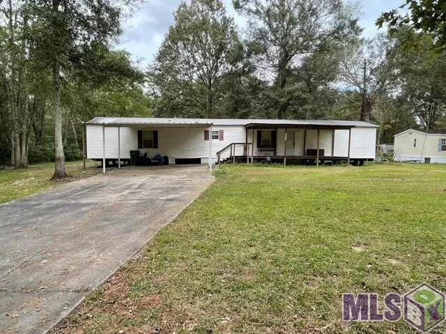 11177 CROSSOVER RD, Denham Springs, LA 70726