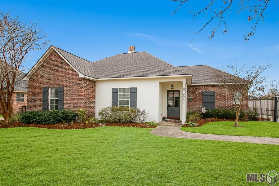 36493 MANCHAC TRACE AVE, Prairieville, LA 70769