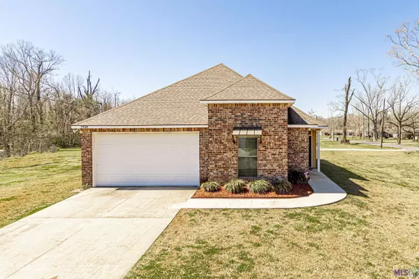 7508 WOODLAND TRACE CT, Sorrento, LA 70778