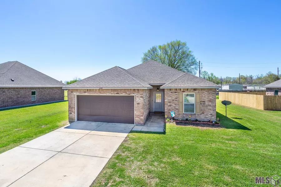 4448 SUGAR HOLLOW LN, Addis, LA 70710