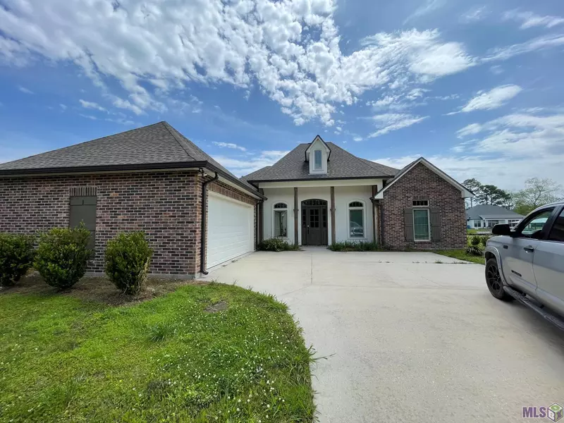 7692 CUTT POINTE DR, Ventress, LA 70783