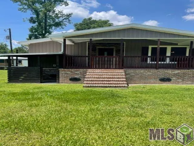 24237 MILLICAN DR, Denham Springs, LA 70726