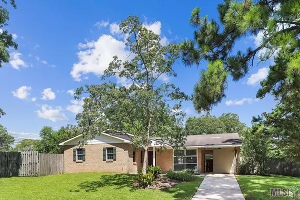 2266 E CONTOUR DR, Baton Rouge, LA 70809