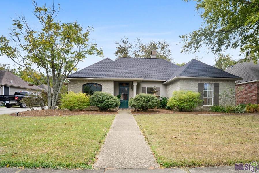 10927 FERNBROOK AVE, Baton Rouge, LA 70809