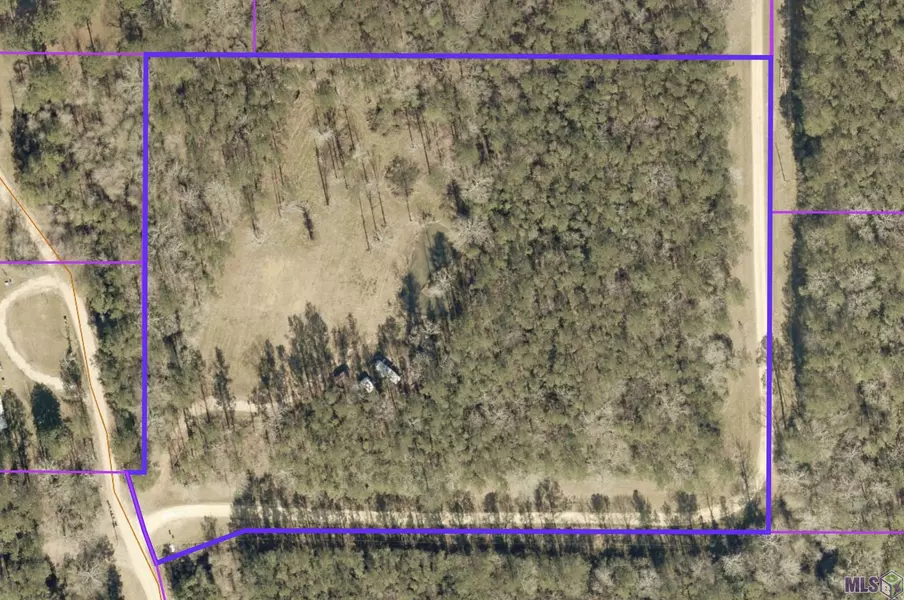 2433 JOE TURNER LN, Clinton, LA 70722