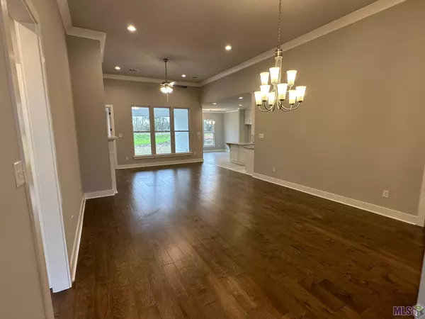 Baton Rouge, LA 70810,14314 CAROLINE WAY