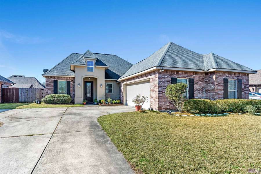 18127 OLD RESERVE, Prairieville, LA 70769