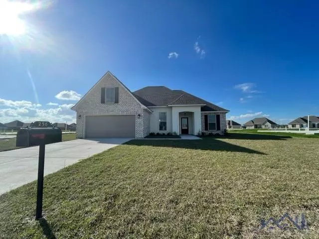 256 POND DR, Thibodaux, LA 70301