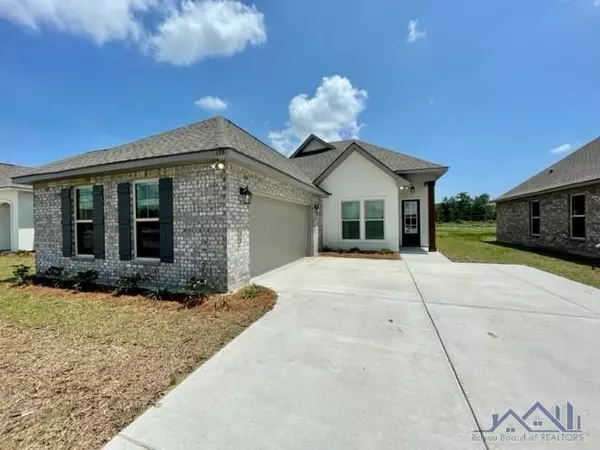 Houma, LA 70364,155 ORIOLE ST