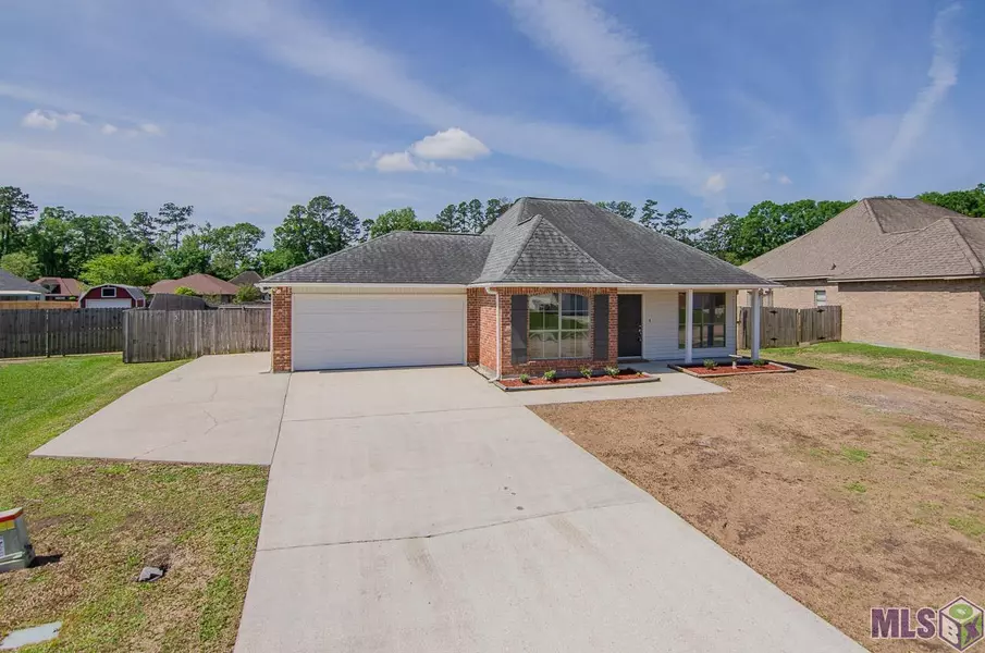 11276 ABBY LN, Denham Springs, LA 70726