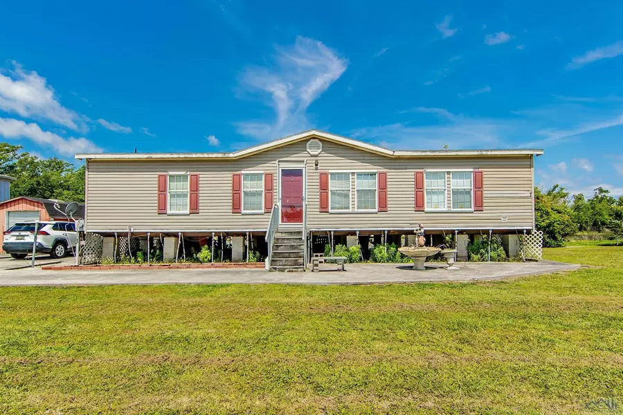 4234 Grand Caillou Road, Houma, LA 70363