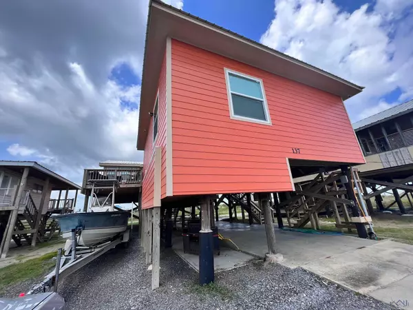 137 PETE'S WHARF,  Grand Isle,  LA 70358