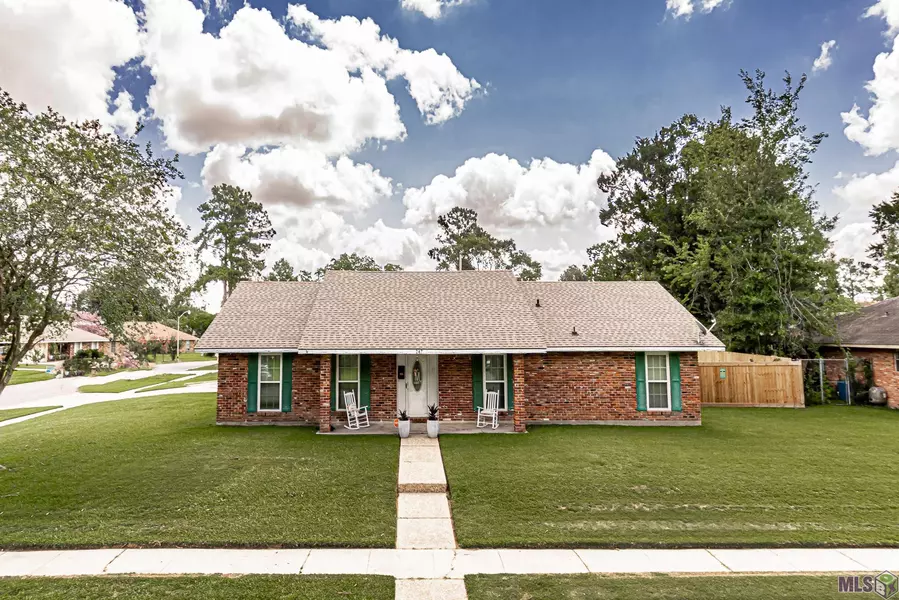 247 W KIRKLEY PL, Baton Rouge, LA 70815