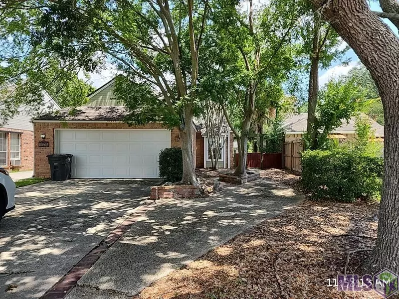 16465 CREPE MYRTLE DR, Baton Rouge, LA 70817