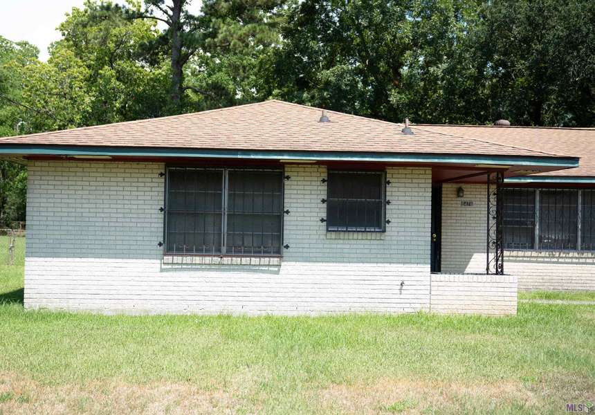 8476 SHARON HILLS BLVD, Baton Rouge, LA 70811