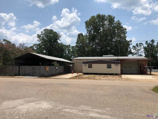 1077 HWY 61, Jackson, LA 70748