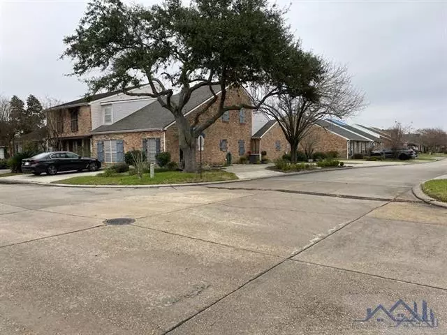 6861 LINDA ST, Houma, LA 70364