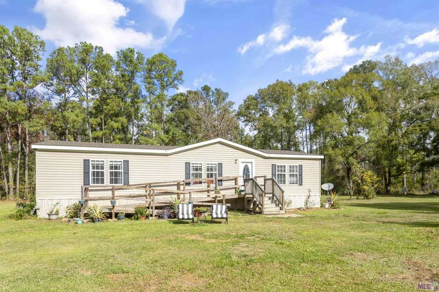 39974 BILL ADDISON RD, Holden, LA 70744