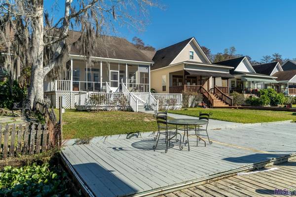 18080 BAYOU PIERRE DR, Maurepas, LA 70449