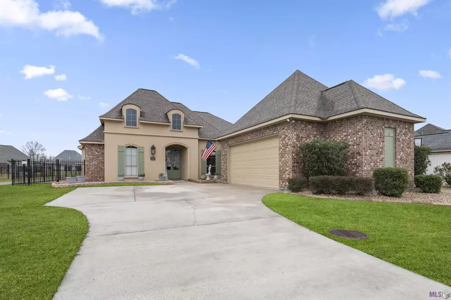 22321 FAIRWAY VIEW DR, Zachary, LA 70791