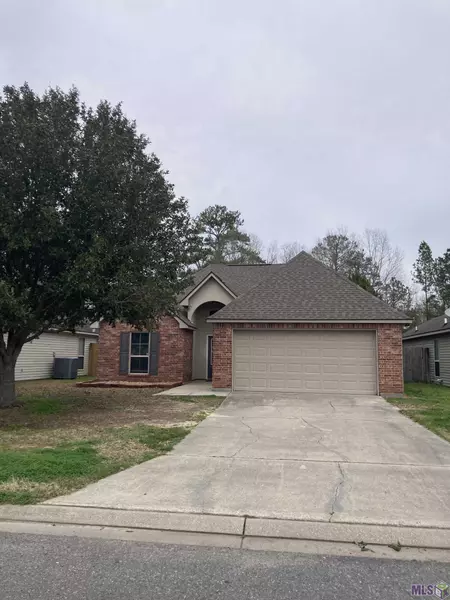 11545 MARY LEE DR, Denham Springs, LA 70726