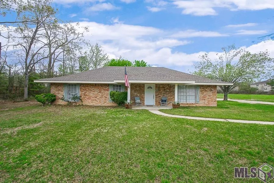 7651 MAGNOLIA BEACH RD, Denham Springs, LA 70726