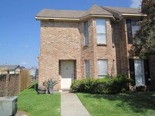 201 GREENBRIAR DR, Houma, LA 70360