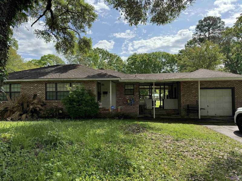 714 W MAGNOLIA DR, Baker, LA 70714